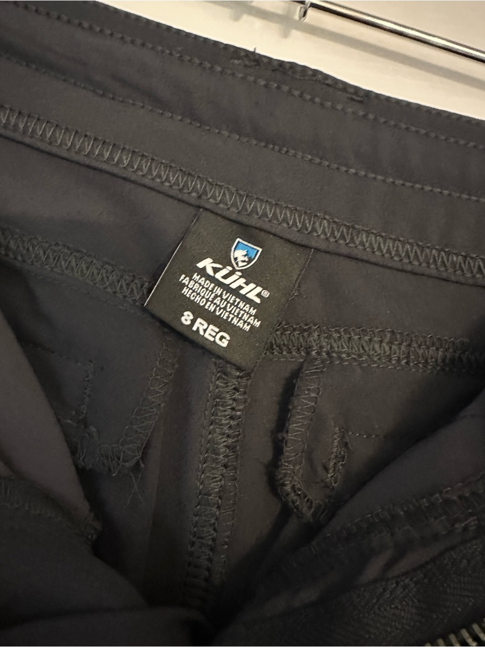 Kuhl Women's Freeflex Roll Up Cargo Pants Size 8 32 Inseam Koal - Picture 5 of 8